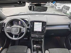 Volvo  +B4+Benzin+Plus+Dark+360°Kamera+Panoramadach