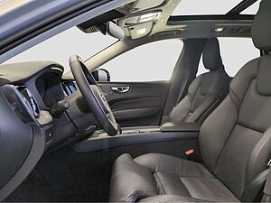 Volvo  +B4+GT+Mild-Hybrid+Diesel+Plus Dark+Keyless+