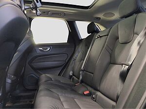 Volvo  +B4+GT+Mild-Hybrid+Diesel+Plus Dark+Keyless+