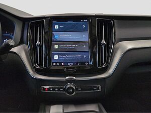 Volvo  +B4+GT+Mild-Hybrid+Diesel+Plus Dark+Keyless+