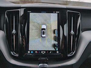 Volvo  +B4+GT+Mild-Hybrid+Diesel+Plus Dark+Keyless+
