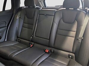 Volvo  +B4+Diesel+Standhzg+AHKsemi+360°Kam+Lenkradhg
