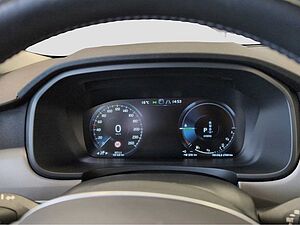 Volvo  +T6+AWDTwinEngine+AHKsemi+Stand, -Lenkradhzg++