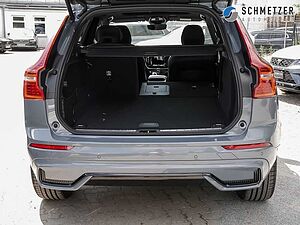 Volvo  +B4+AWD+Diesel+Plus+Dark+Luftfw, HarmanKardon