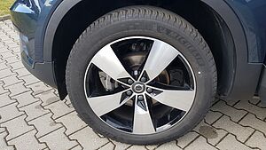 Volvo  XC40 Momentum Pro, T2 Schaltgetriebe