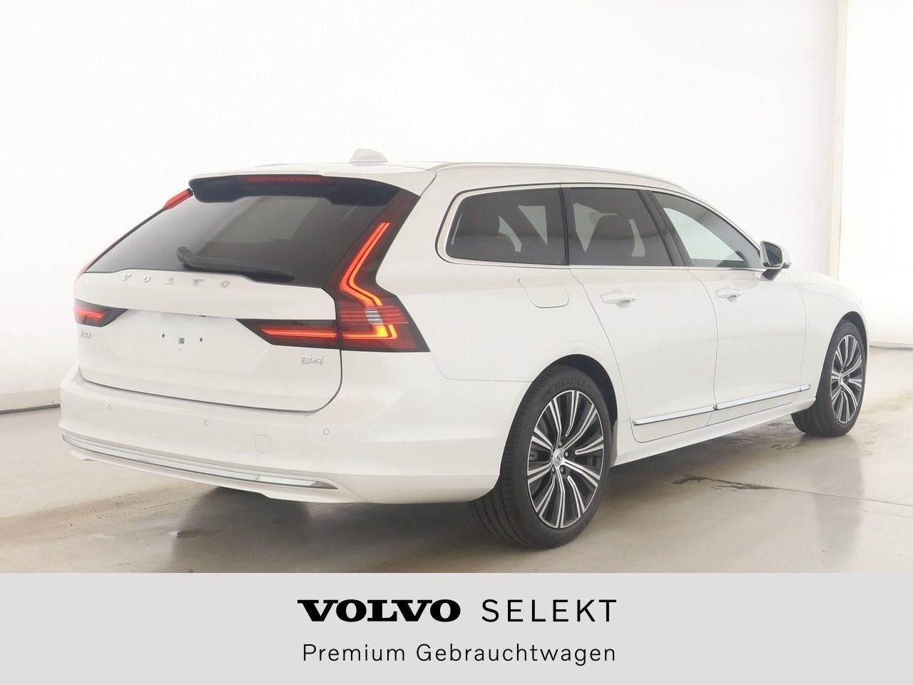 Volvo  V90 Plus, B4 Mild-Hybrid, Diesel, Bright