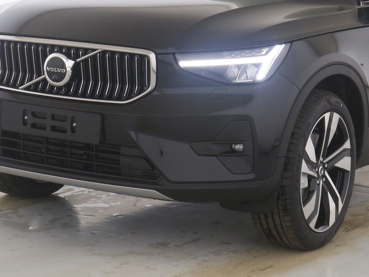 Volvo  XC40 Plus, B4 Mild-Hybrid, Benzin, Bright