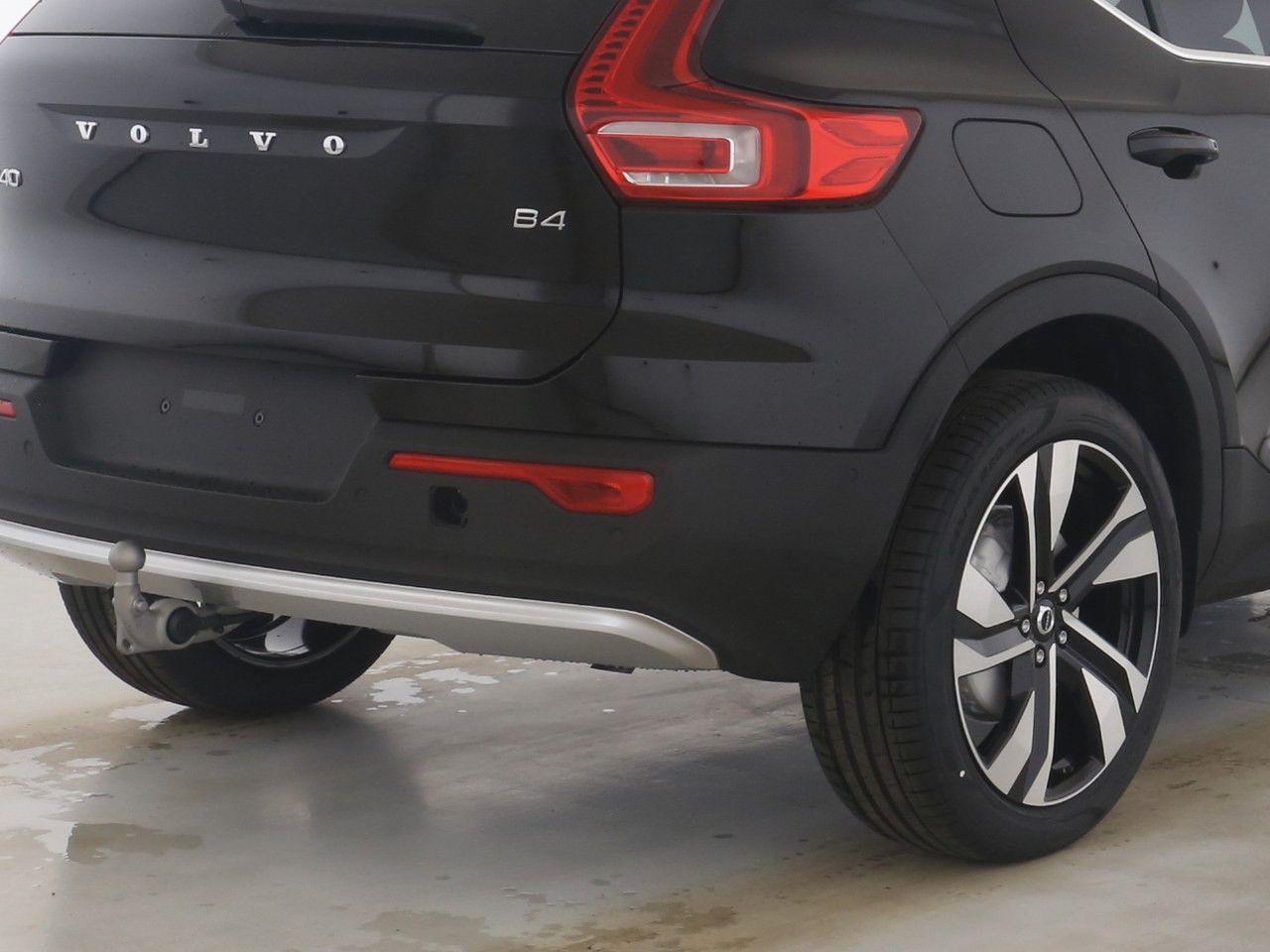 Volvo  XC40 Plus, B4 Mild-Hybrid, Benzin, Bright