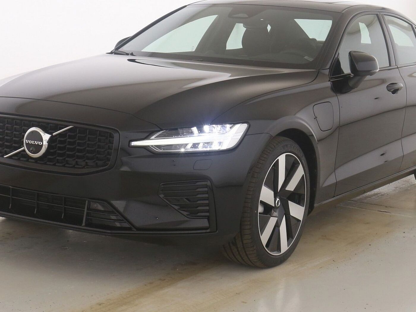 Volvo  T8 AWD Recharge Ultimate Dark Autom.