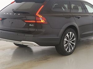 Volvo  CC B4 AWD Mild-Hybrid Diesel Plus Autom.