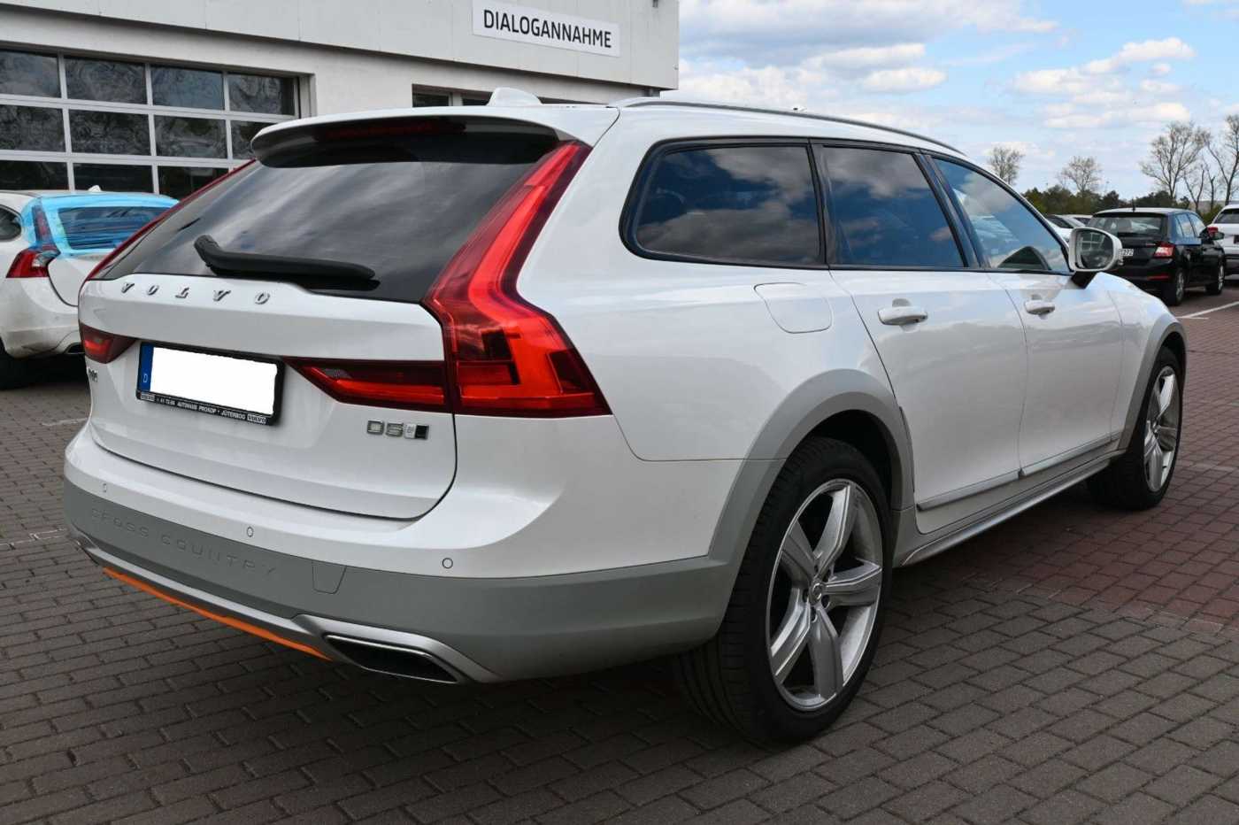 Volvo  V90 CC D5 AWD Ocean Race*PANO*360*RFK*AHK