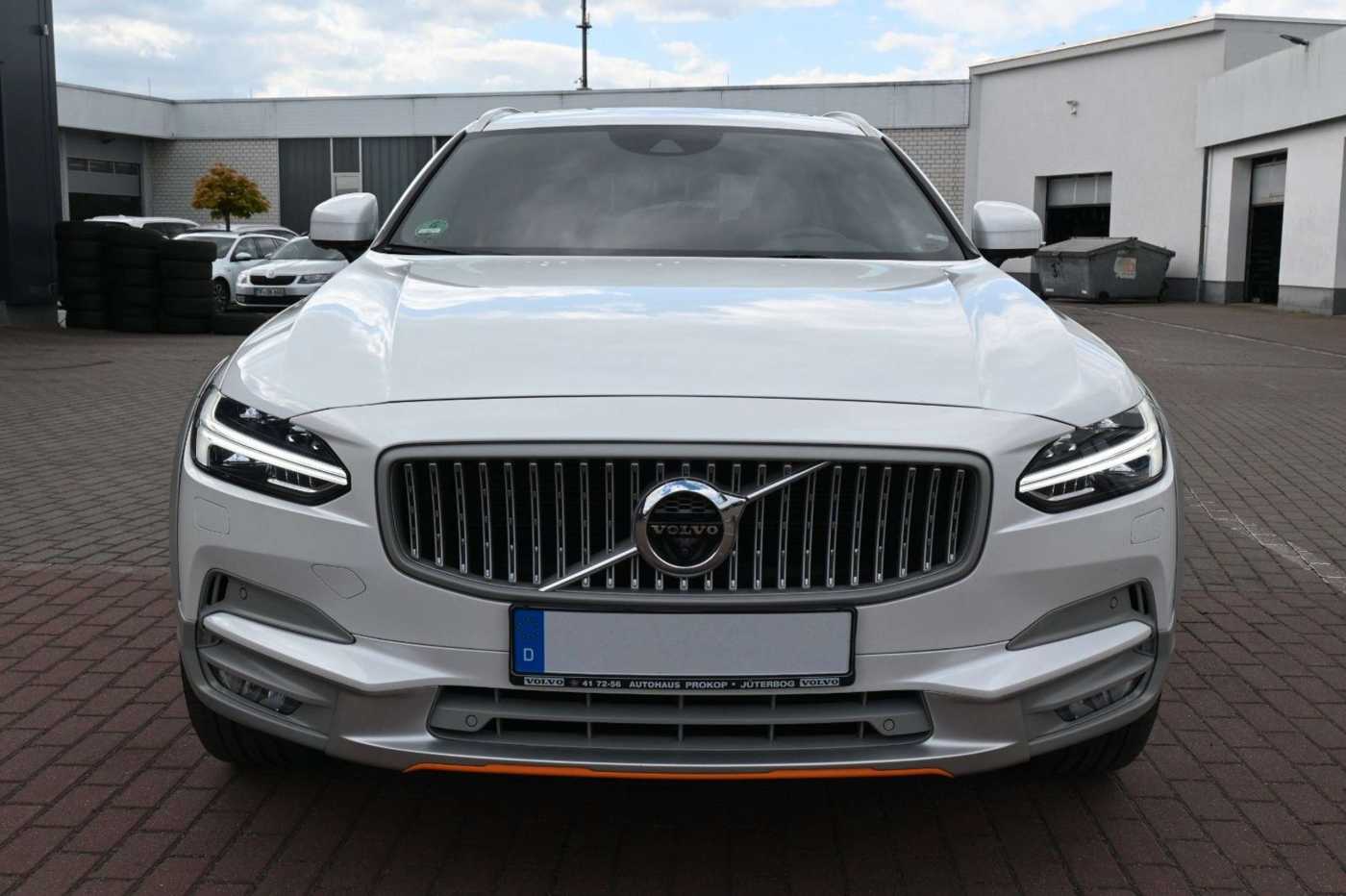 Volvo  V90 CC D5 AWD Ocean Race*PANO*360*RFK*AHK