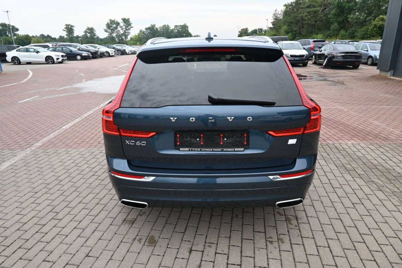 Volvo  Inscript. T8 PHEV AWD*HUD*Massage*Luft*AHK