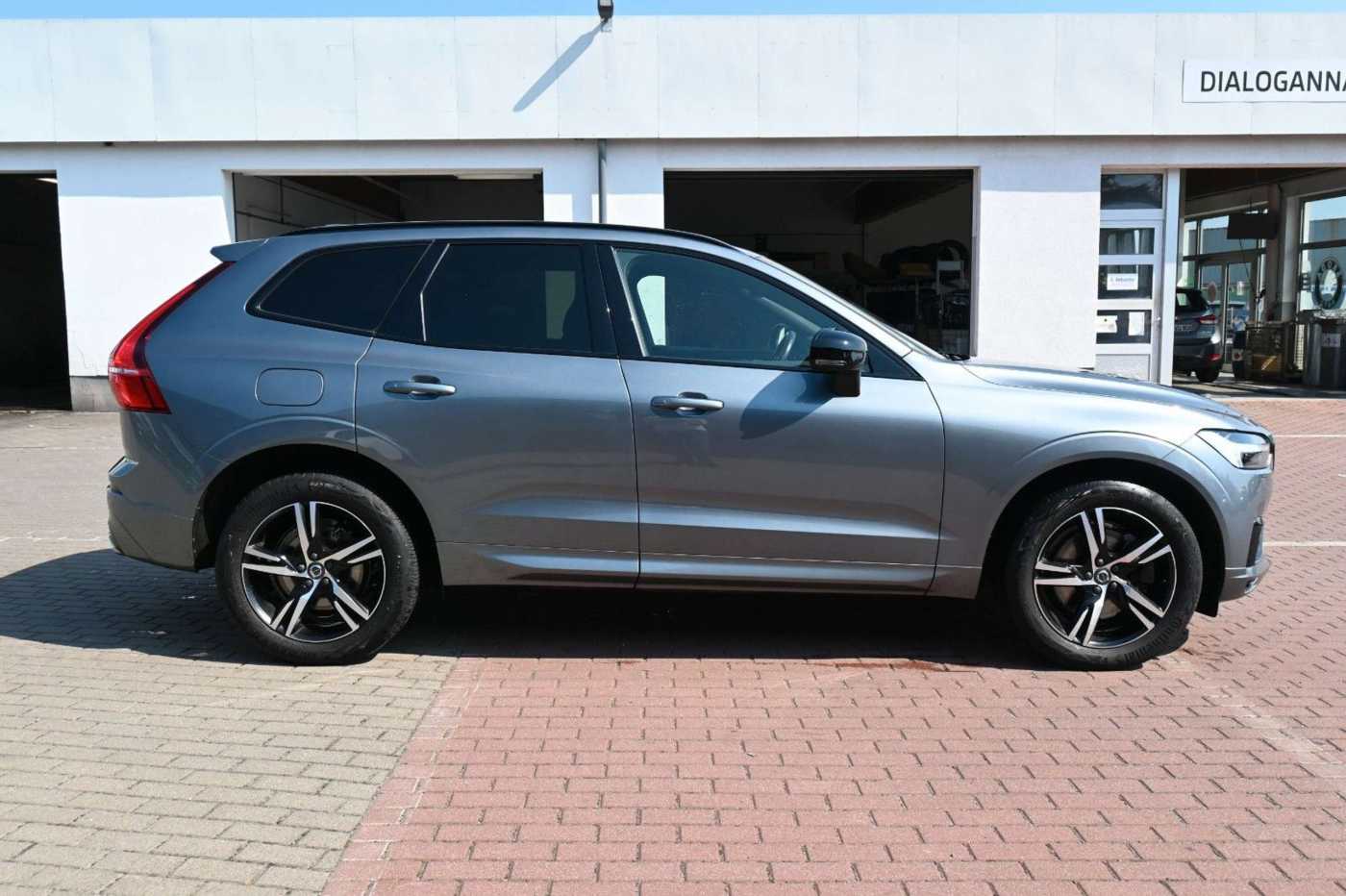 Volvo  T6 AWD Recharge R Design*LUFT*ACC*PANO*AHK*