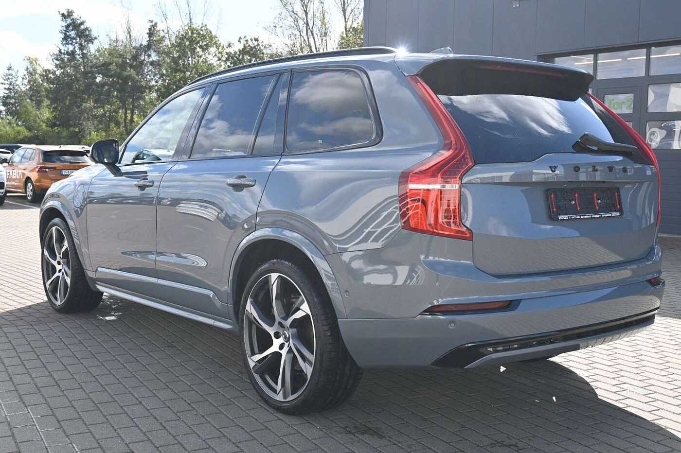 Volvo  T8 RDesign Recharge PHEV*360*LUFT*PANO*AHK*