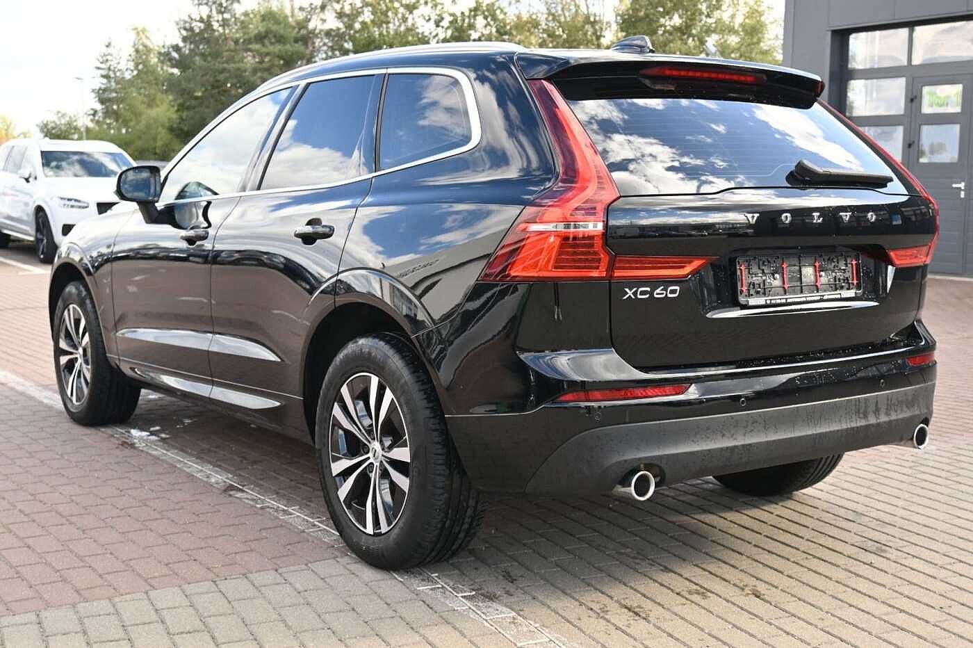 Volvo  Momentum Pro FWD *NAV*TEMPO*LED*RFK*