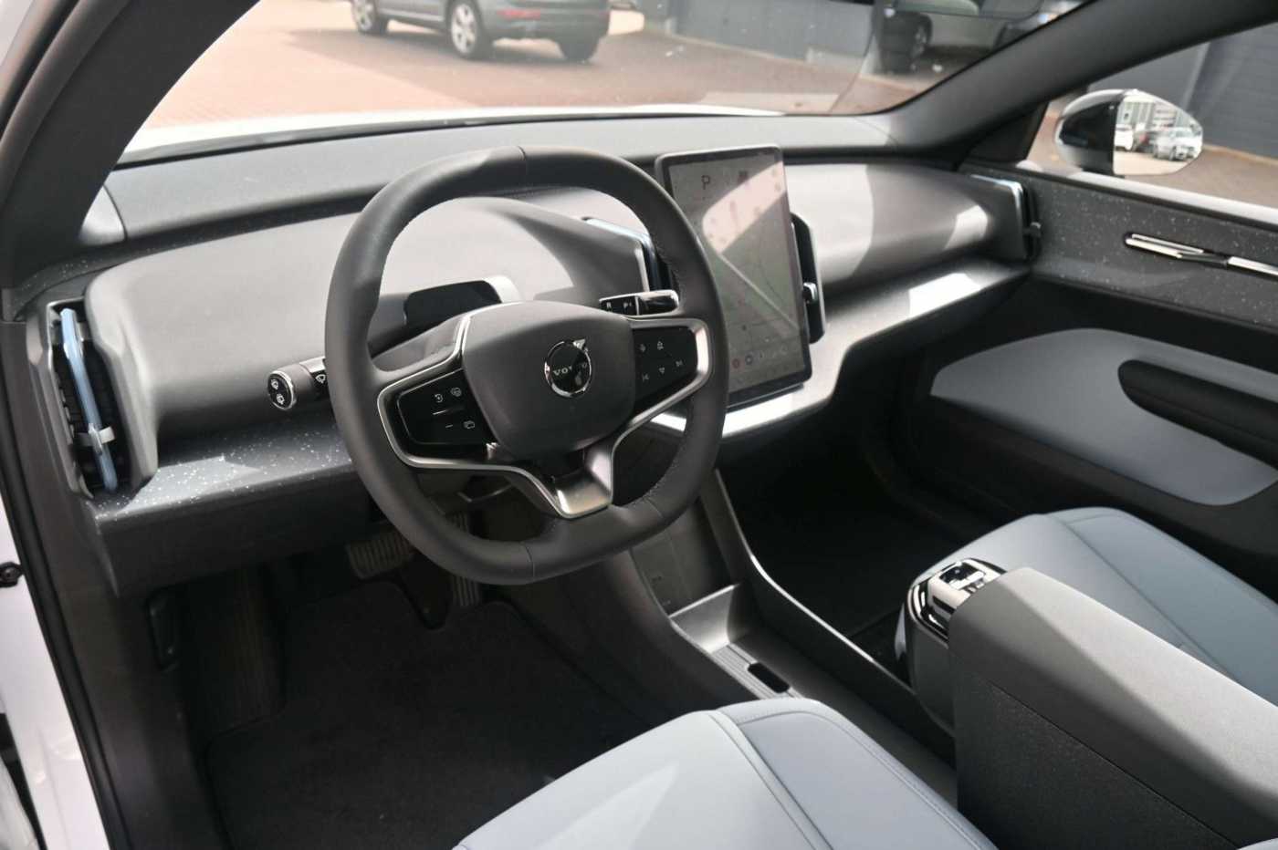 Volvo  Single Motor Extended Range Ultra