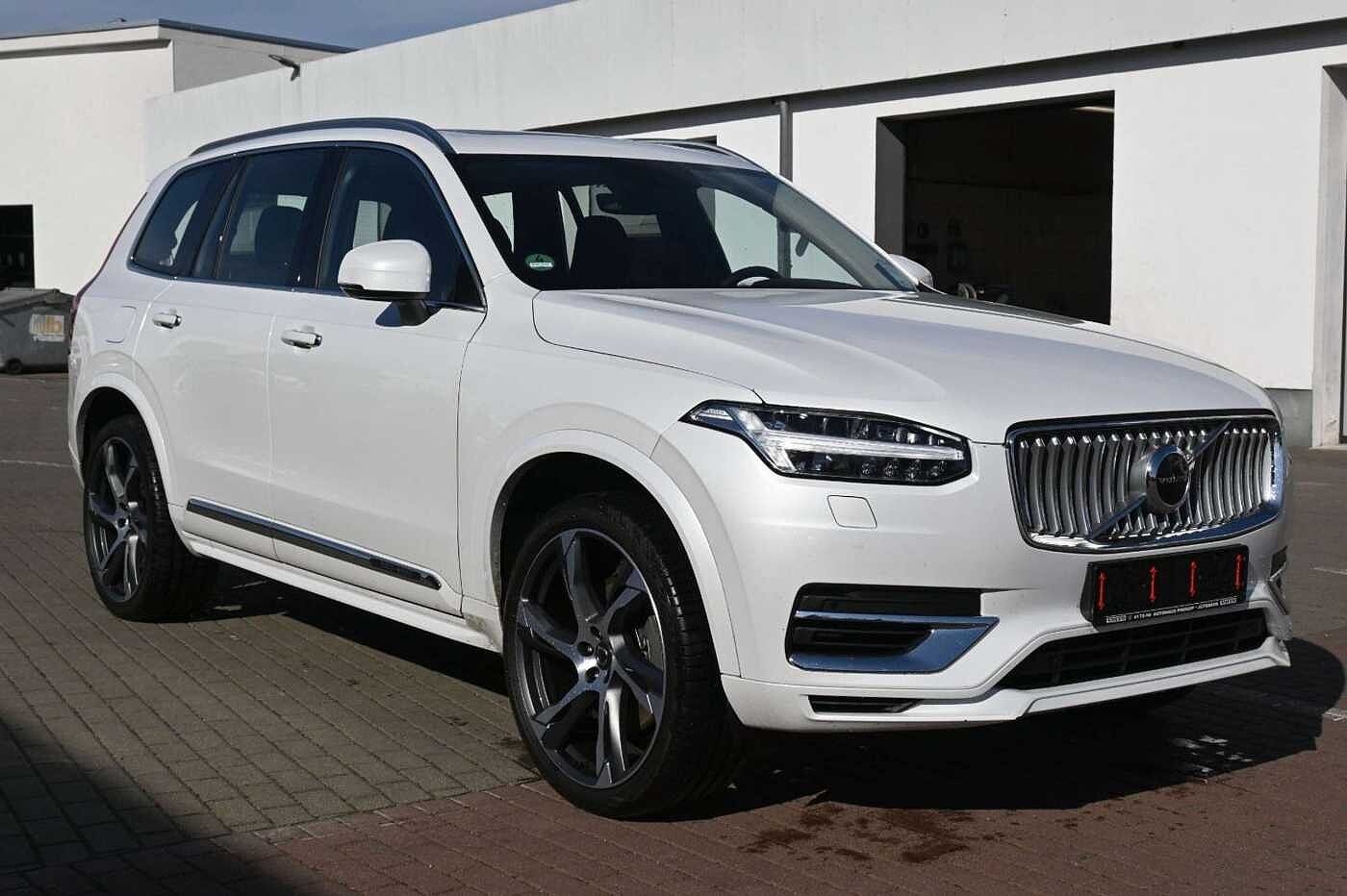 Volvo  Plus Bright T8 PHEV AWD*RFK*Pano*Voll LED*