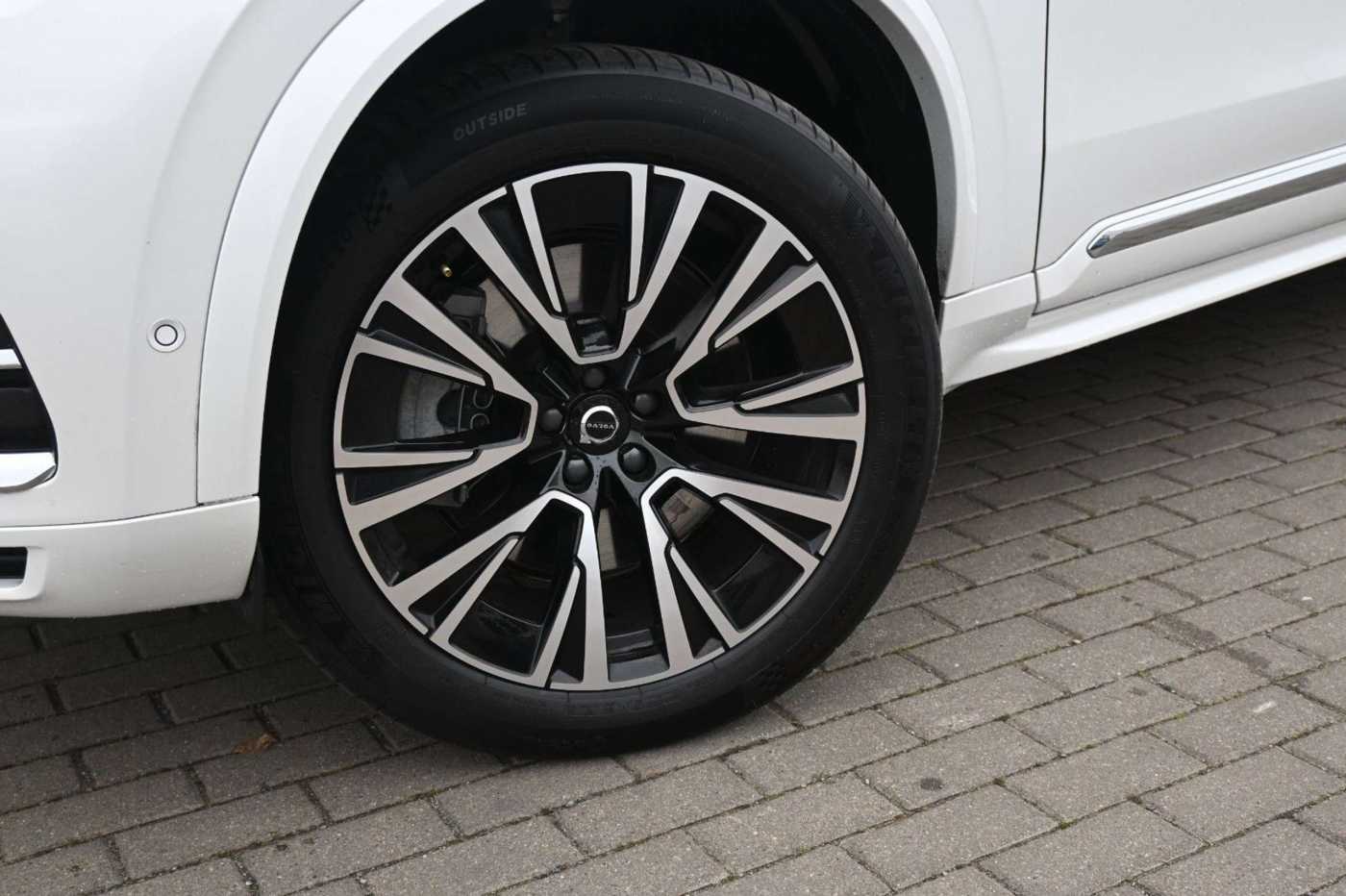Volvo  T8RCBright*PANO*LUFT*360°*AHK* KEIN MIETWAG