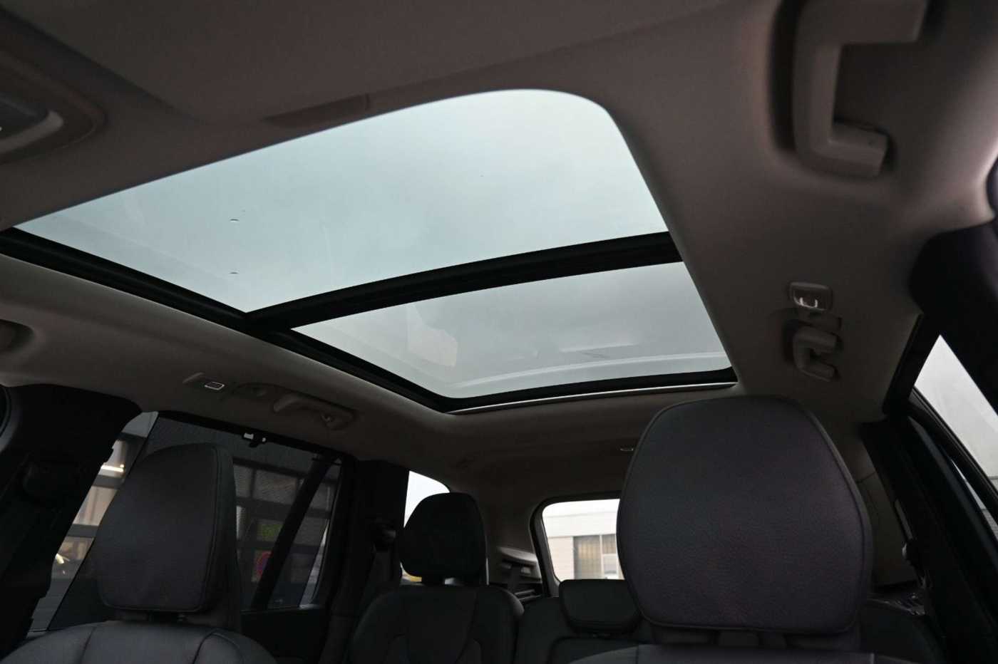 Volvo  T8RCBright*PANO*LUFT*360°*AHK* KEIN MIETWAG