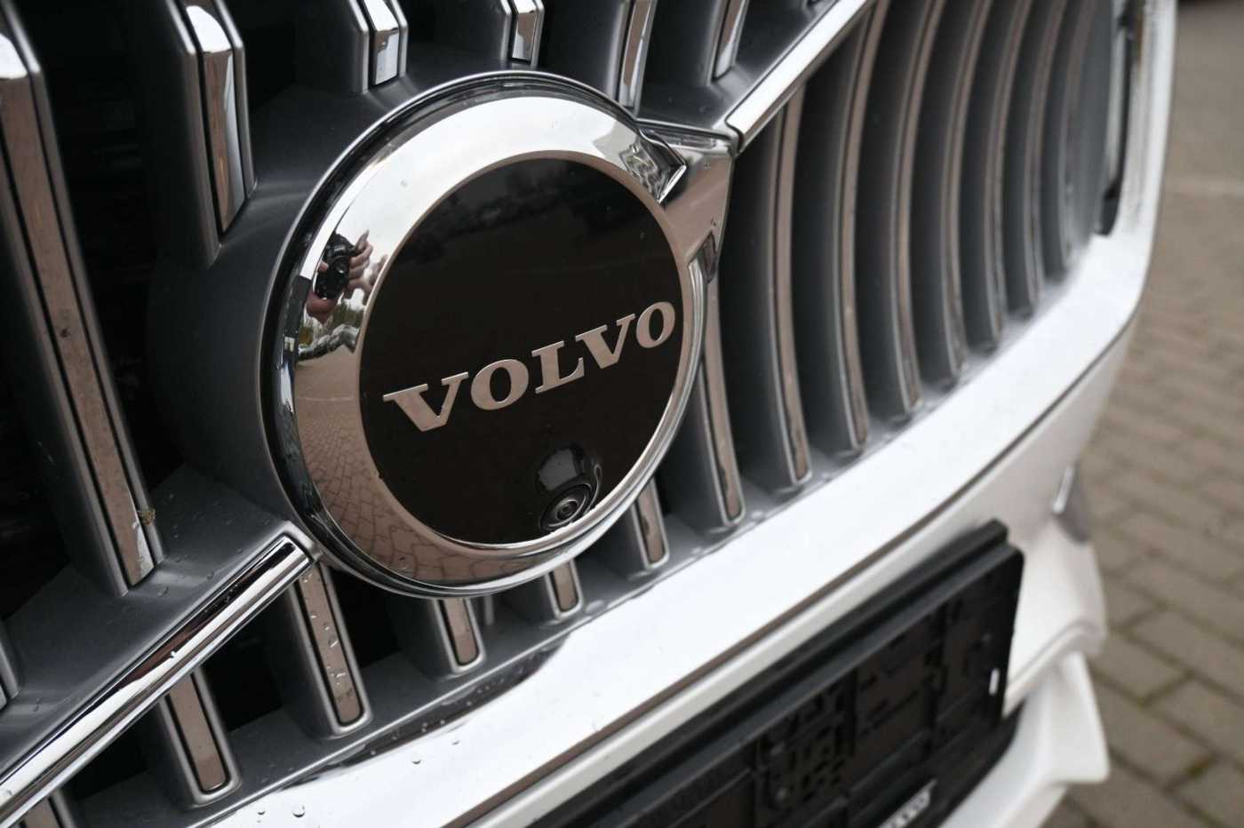 Volvo  T8RCBright*PANO*LUFT*360°*AHK* KEIN MIETWAG