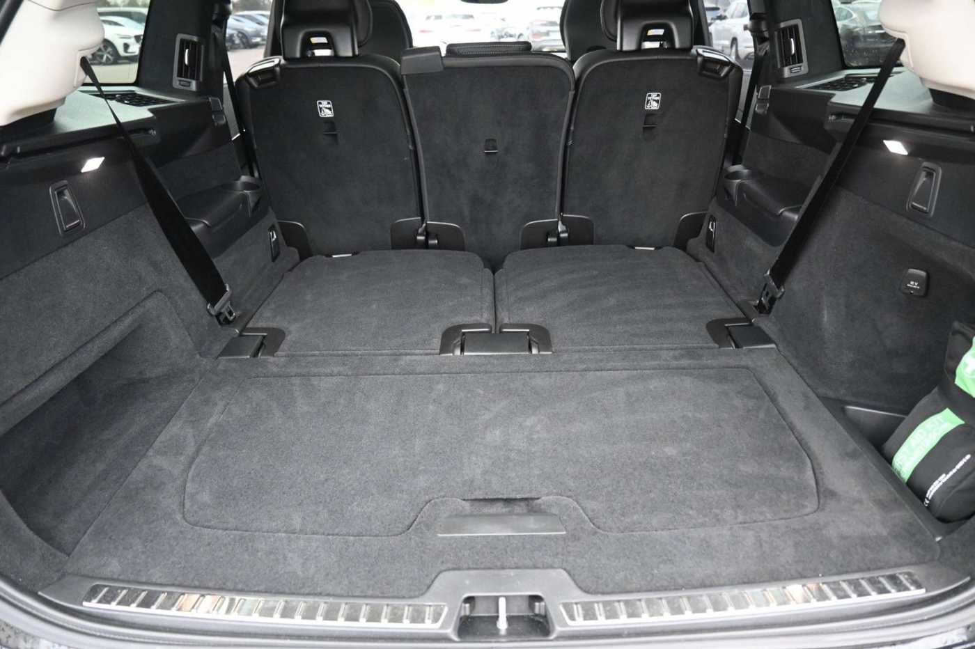 Volvo  Ultimate Bright AWD*MASS*LUFT*B&W*360°*22'*