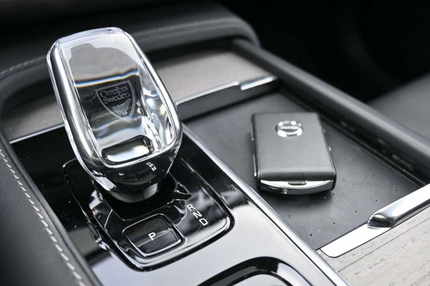 Volvo  Ultimate Bright AWD*MASS*LUFT*B&W*360°*22'*