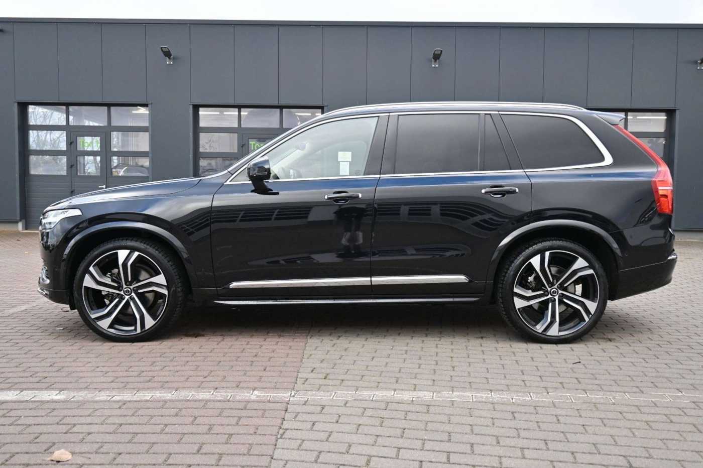 Volvo  Ultimate Bright AWD*MASS*LUFT*B&W*360°*AHK*