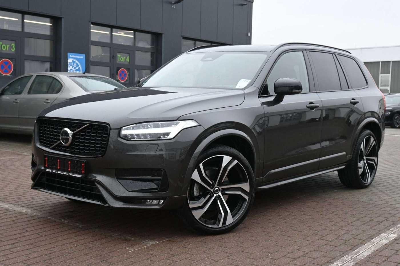 Volvo  XC90 Ultimate Dark AWD