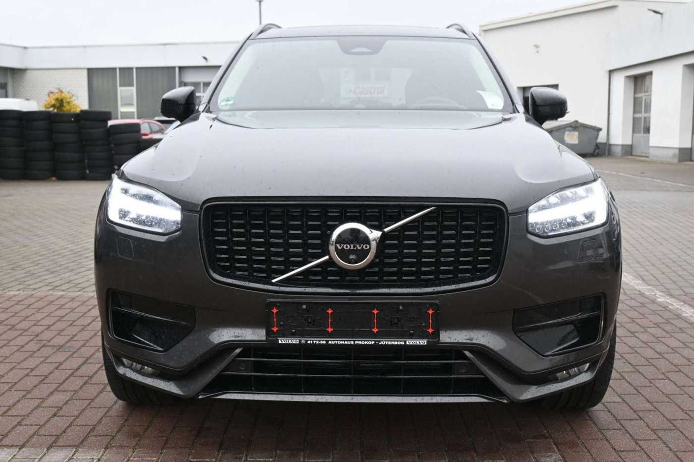 Volvo  XC90 Ultimate Dark AWD