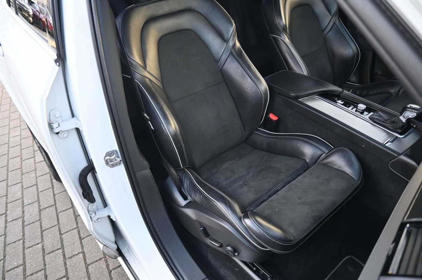 Volvo  Mietkauf *XC90 R DesignAWD*LUFT*KAM*7Si*Mietkauf