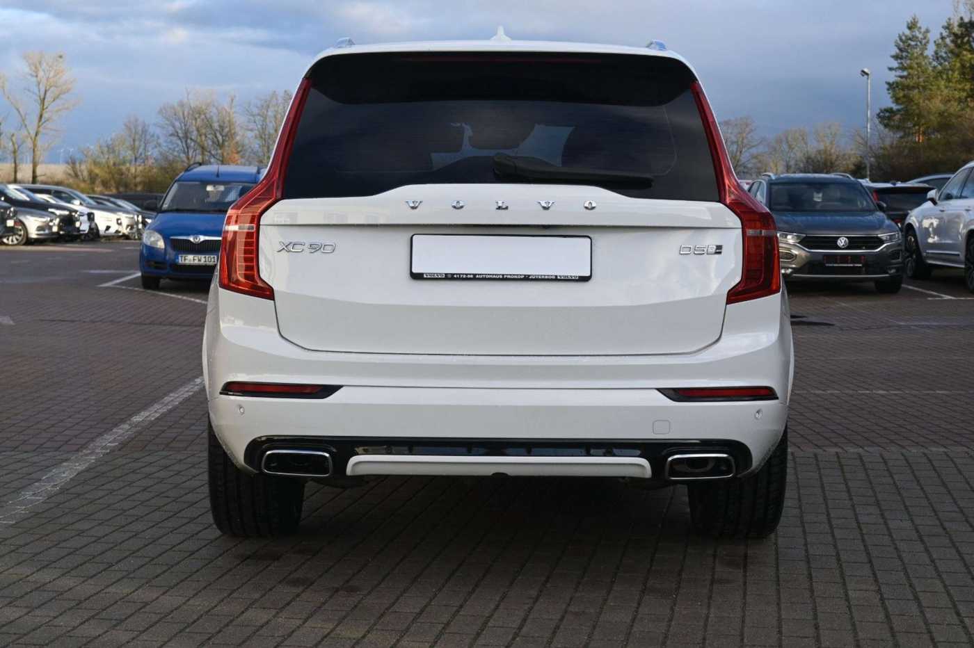 Volvo  Mietkauf *XC90 R DesignAWD*LUFT*KAM*7Si*Mietkauf