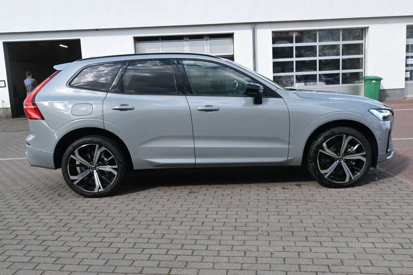 Volvo  B4 D AWD Ultimate Dark*STDHZG*360°*LUFT*ACC