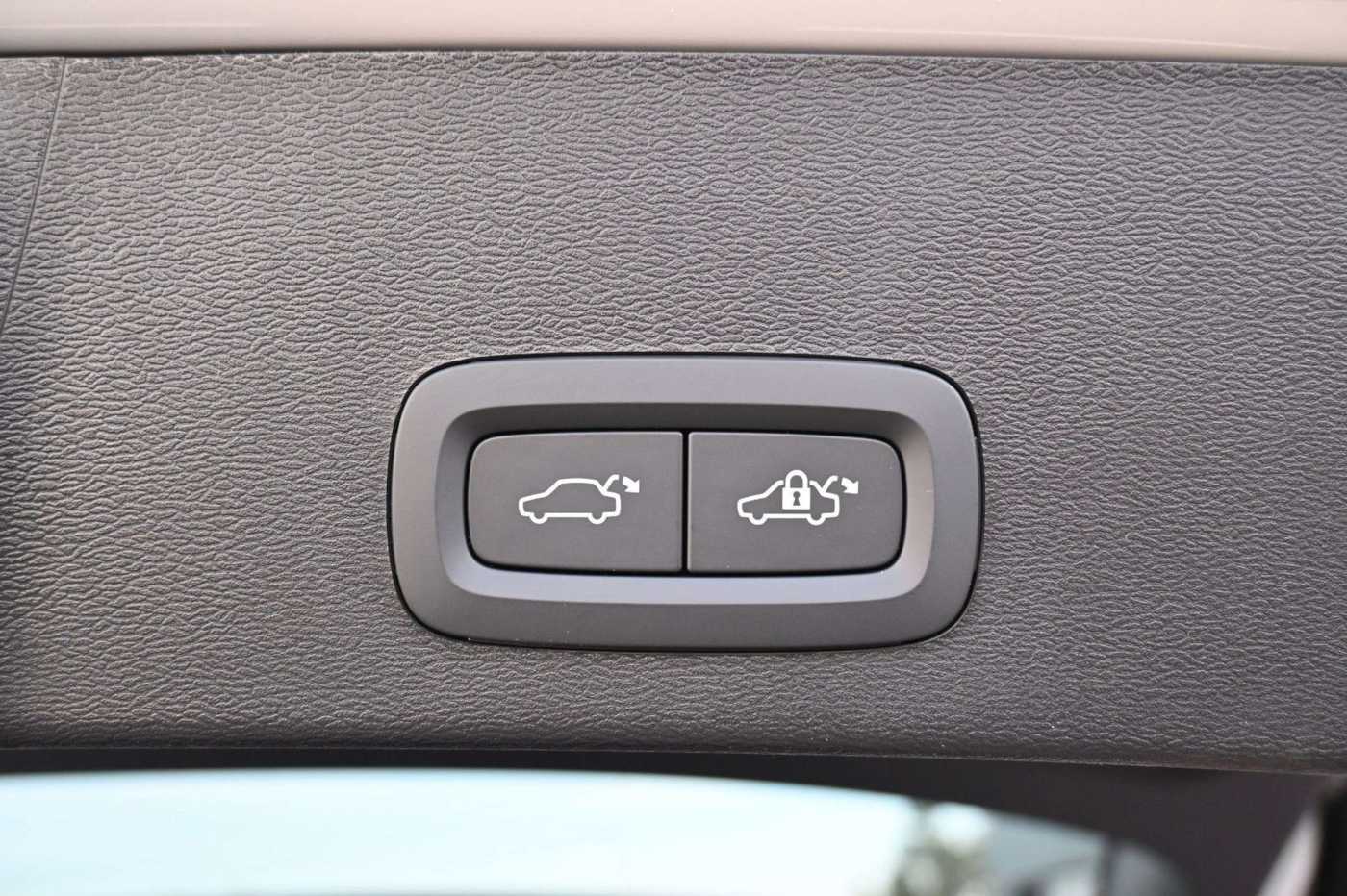Volvo  Ultimate RC Pure Electric AWD*360°*PANO*GSD