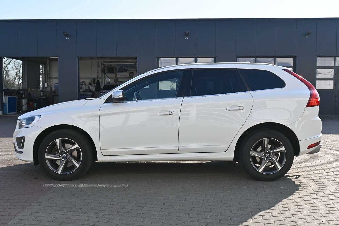 Volvo  Summum 2WD *RFK*GSD*AHK*SIHZG*TEMPO*NAV*