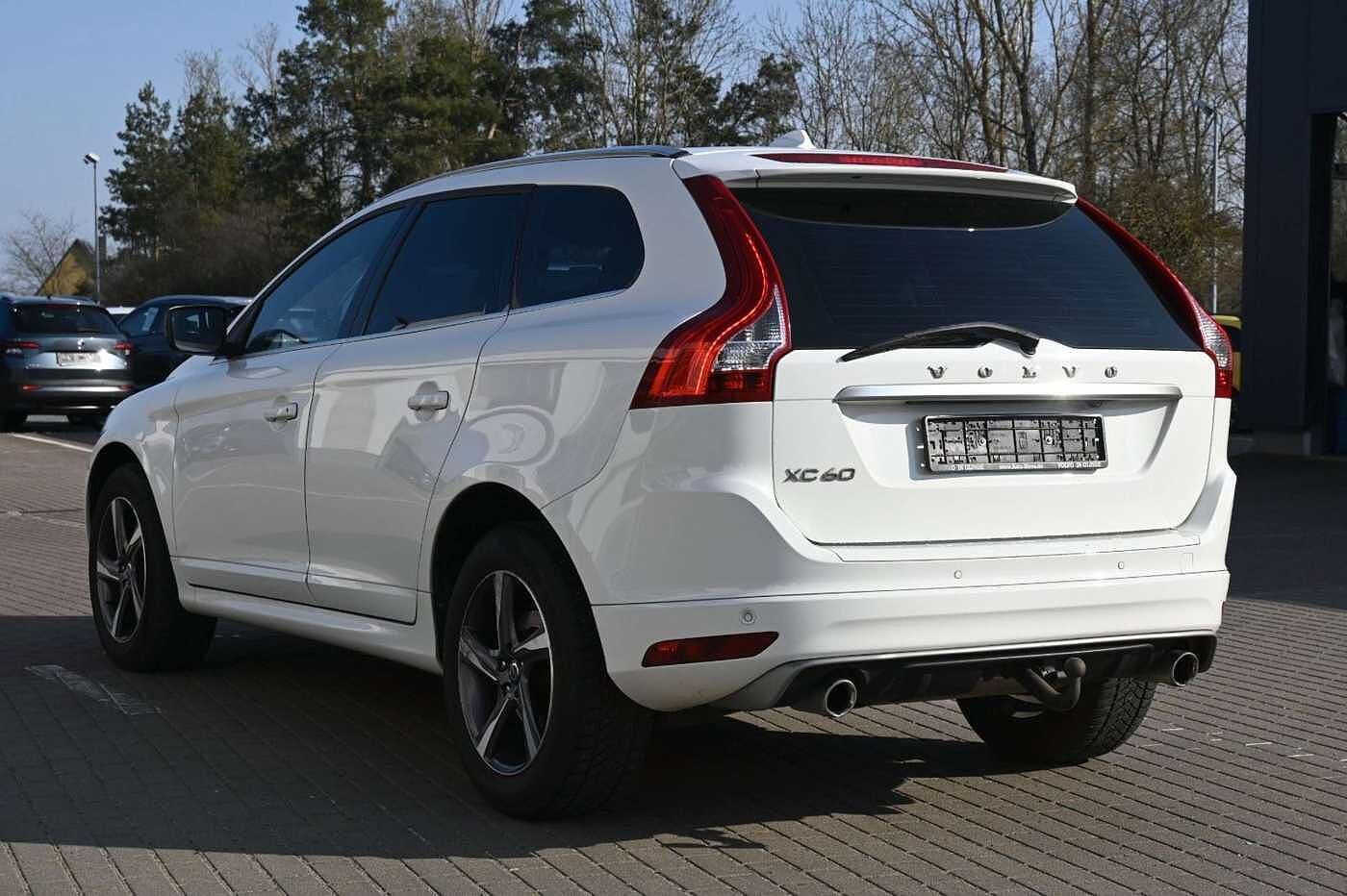 Volvo  Summum 2WD *RFK*GSD*AHK*SIHZG*TEMPO*NAV*