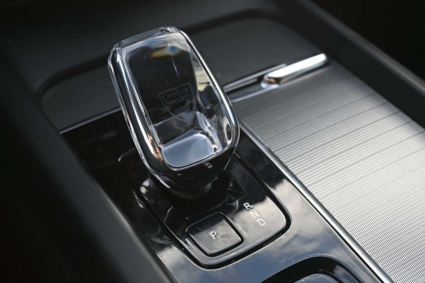 Volvo  B4 D AWD Plus Dark*FSHZG*360°*H&K*ACC