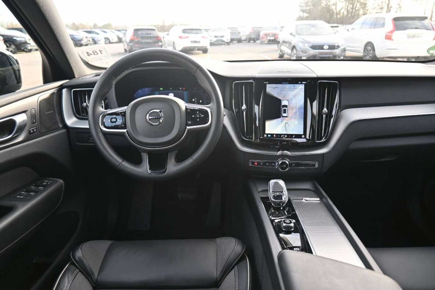 Volvo  B4 D AWD Plus Dark*FSHZG*360°*H&K*ACC