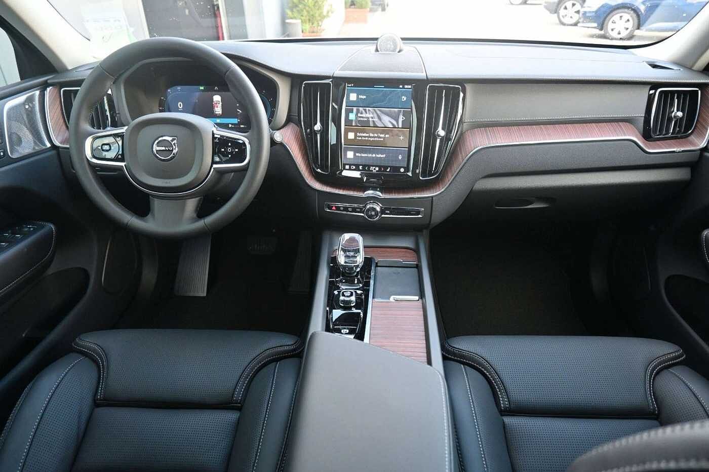 Volvo  B4 D AWD Ultimate Dark*STDHZG*360°*LUFT*ACC