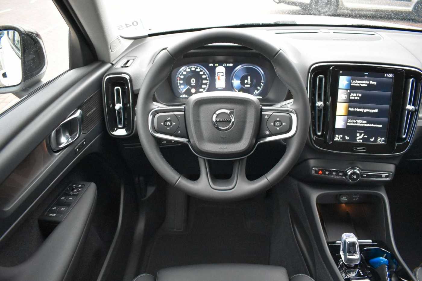 Volvo  T5 Recharge 2WD Plus Dark*RFK*H&K*ACC