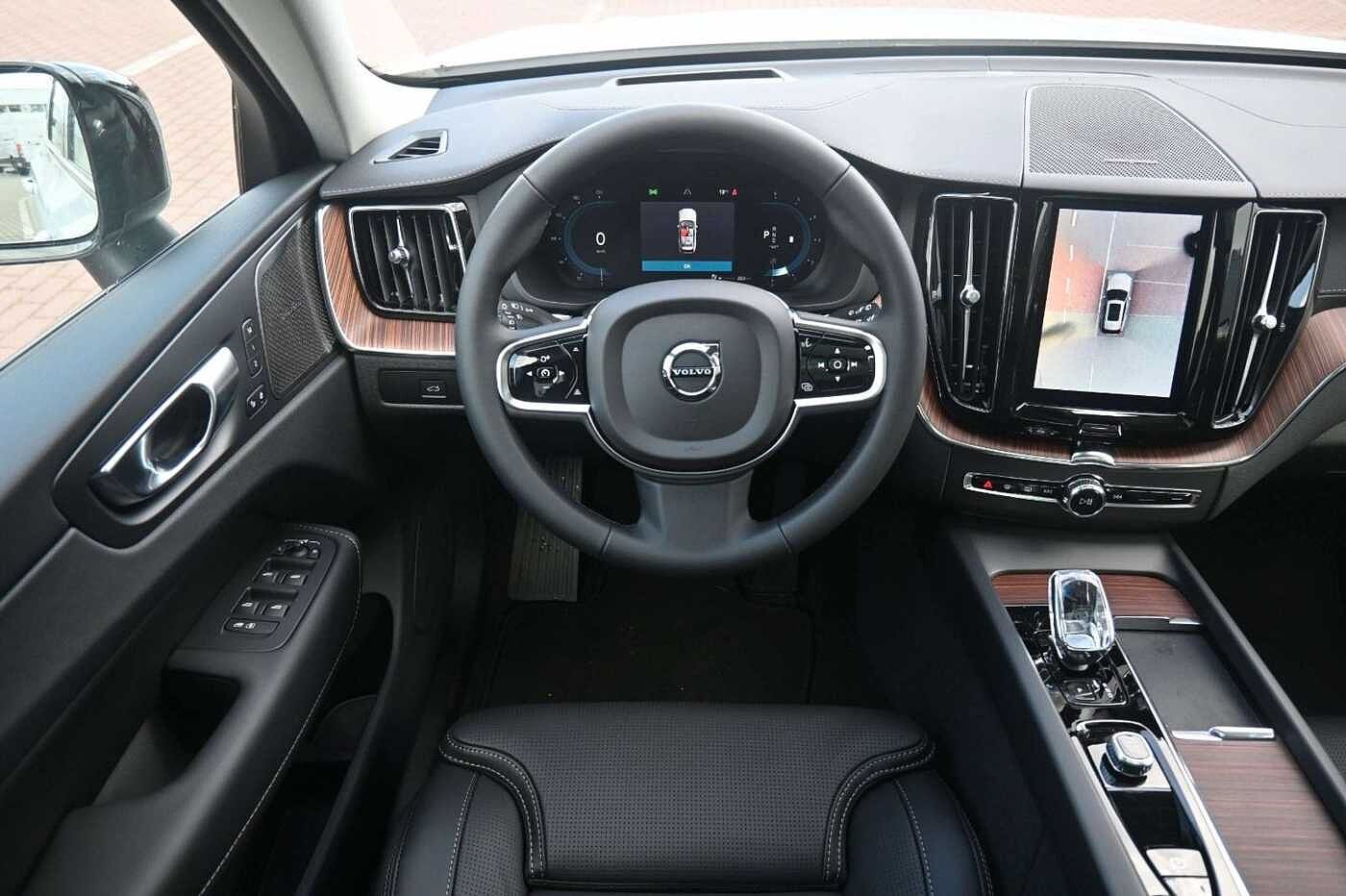 Volvo  B4 D AWD Ultimate Dark*STDHZG*360°*LUFT*ACC