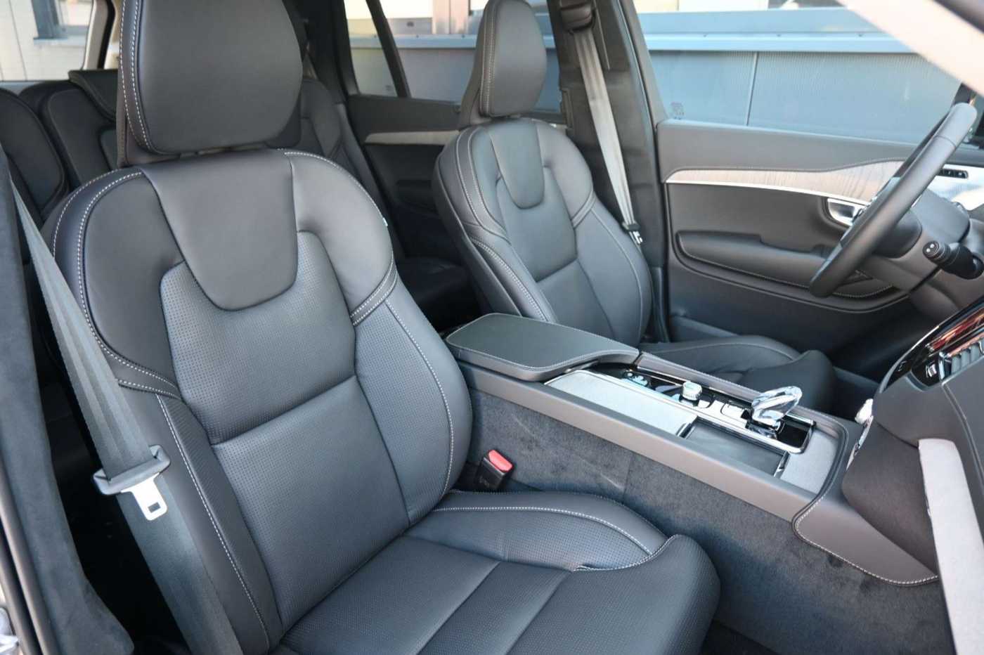 Volvo  T8 RC Ultra Dark*B&W*LUFT*360°*MASSAGE*ACC*
