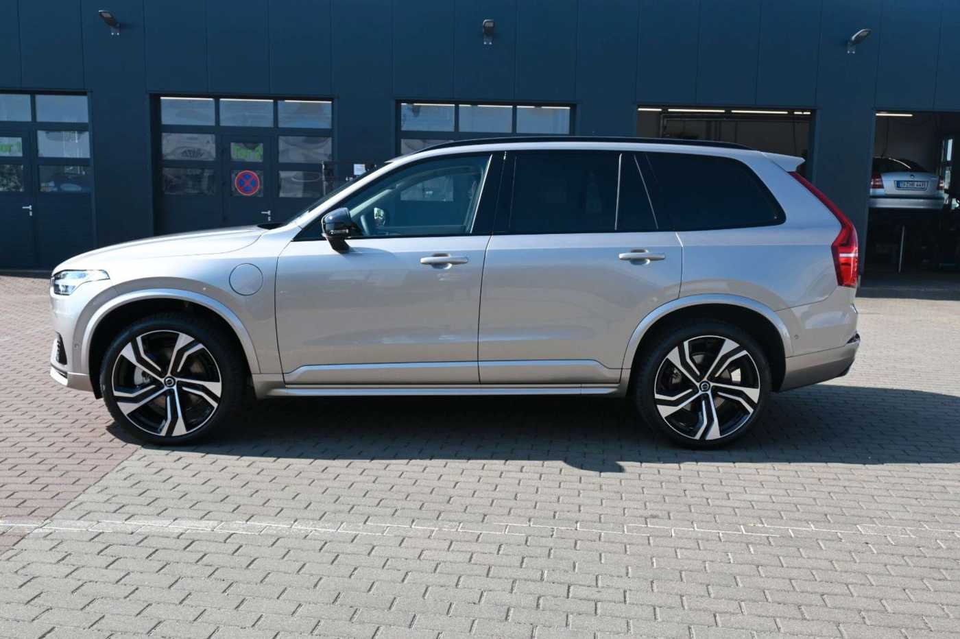 Volvo  T8 RC Ultra Dark*B&W*LUFT*360°*MASSAGE*ACC*