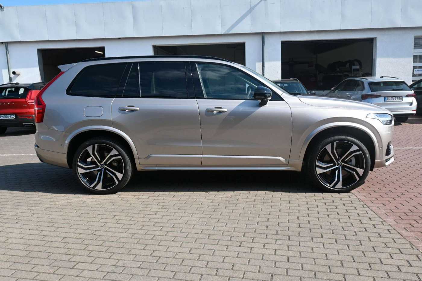 Volvo  T8 RC Ultra Dark*B&W*LUFT*360°*MASSAGE*ACC*