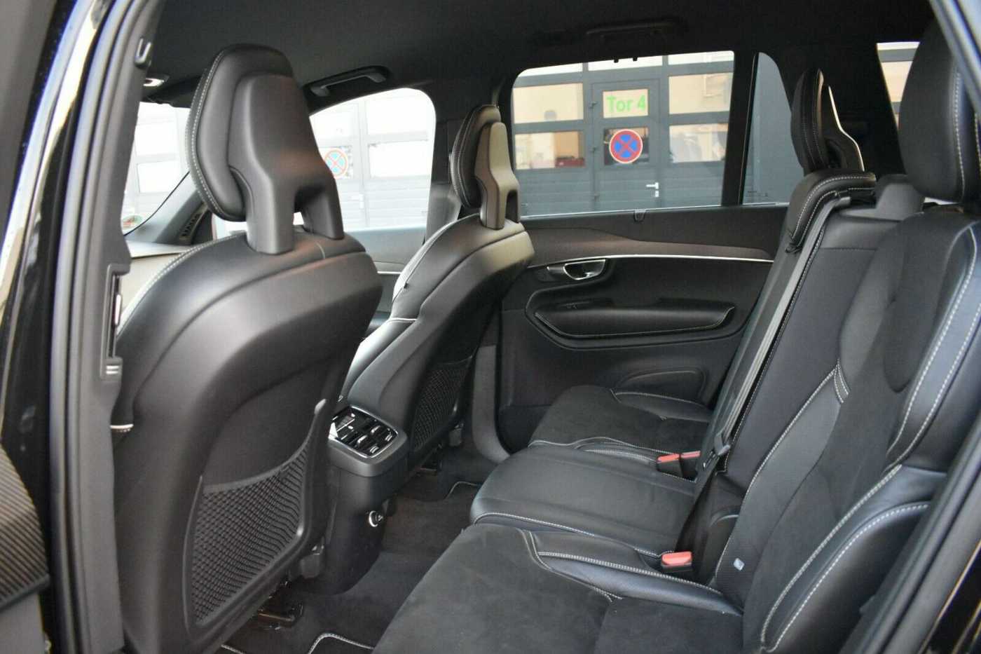 Volvo  D5 R-Design*LED*LUFT*RFK*7Si*