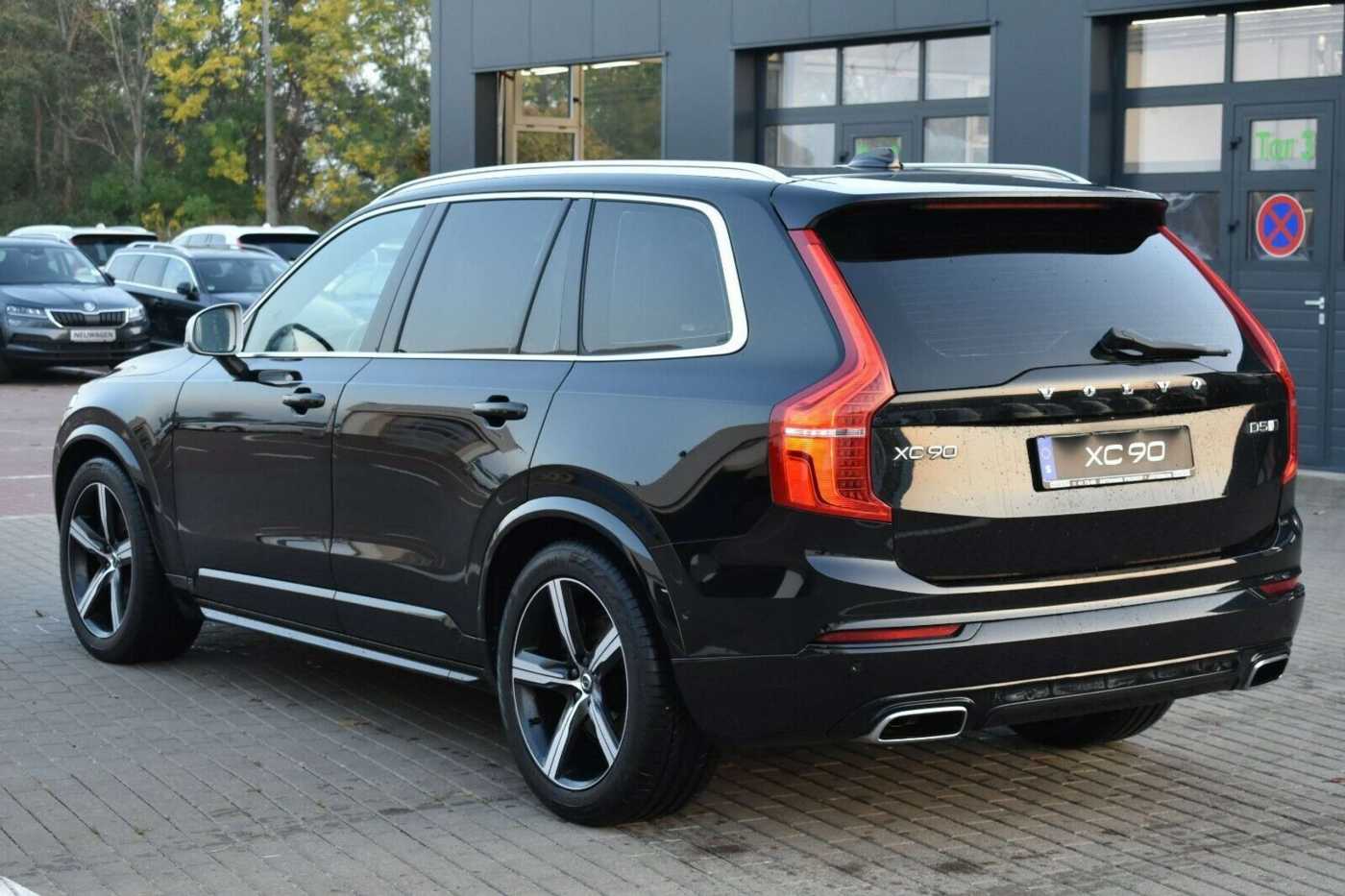 Volvo  D5 R-Design*LED*LUFT*RFK*7Si*