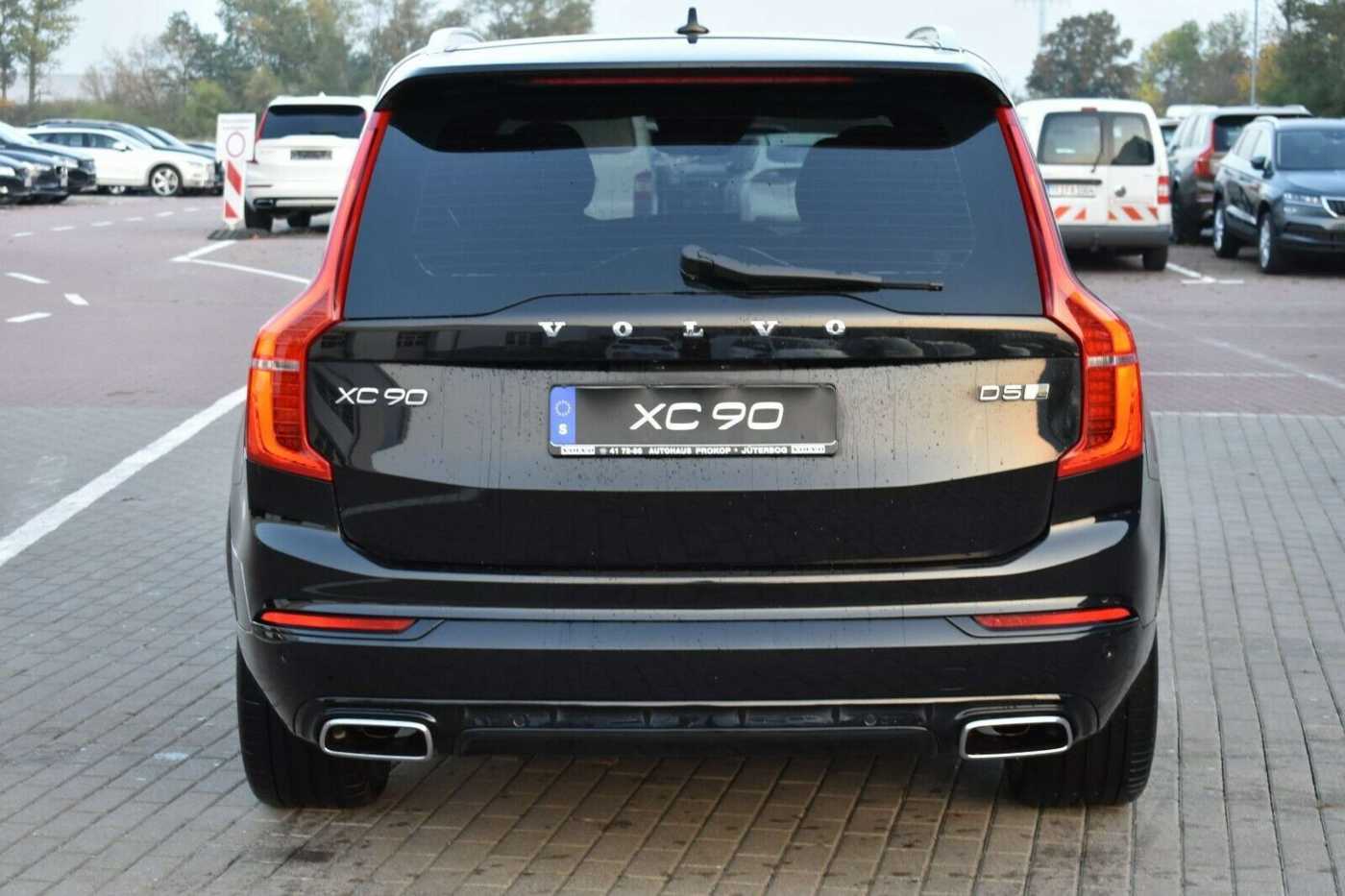 Volvo  D5 R-Design*LED*LUFT*RFK*7Si*