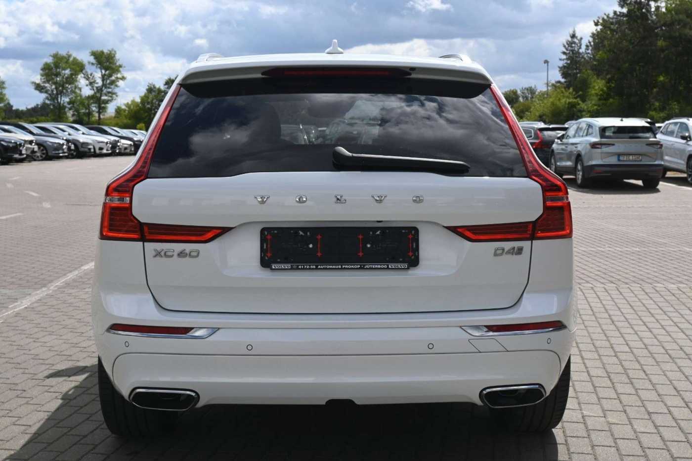 Volvo  D4 FWD Autom. Inscription*STDHZG*PANO*ACC*