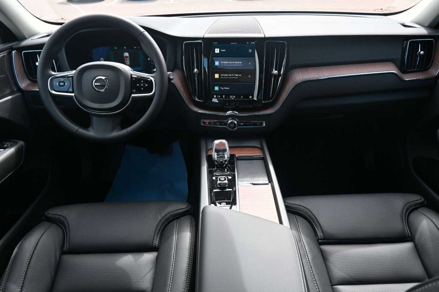 Volvo  B4 D AWD Ultimate Dark*STDHZG*LUFT*360°*ACC