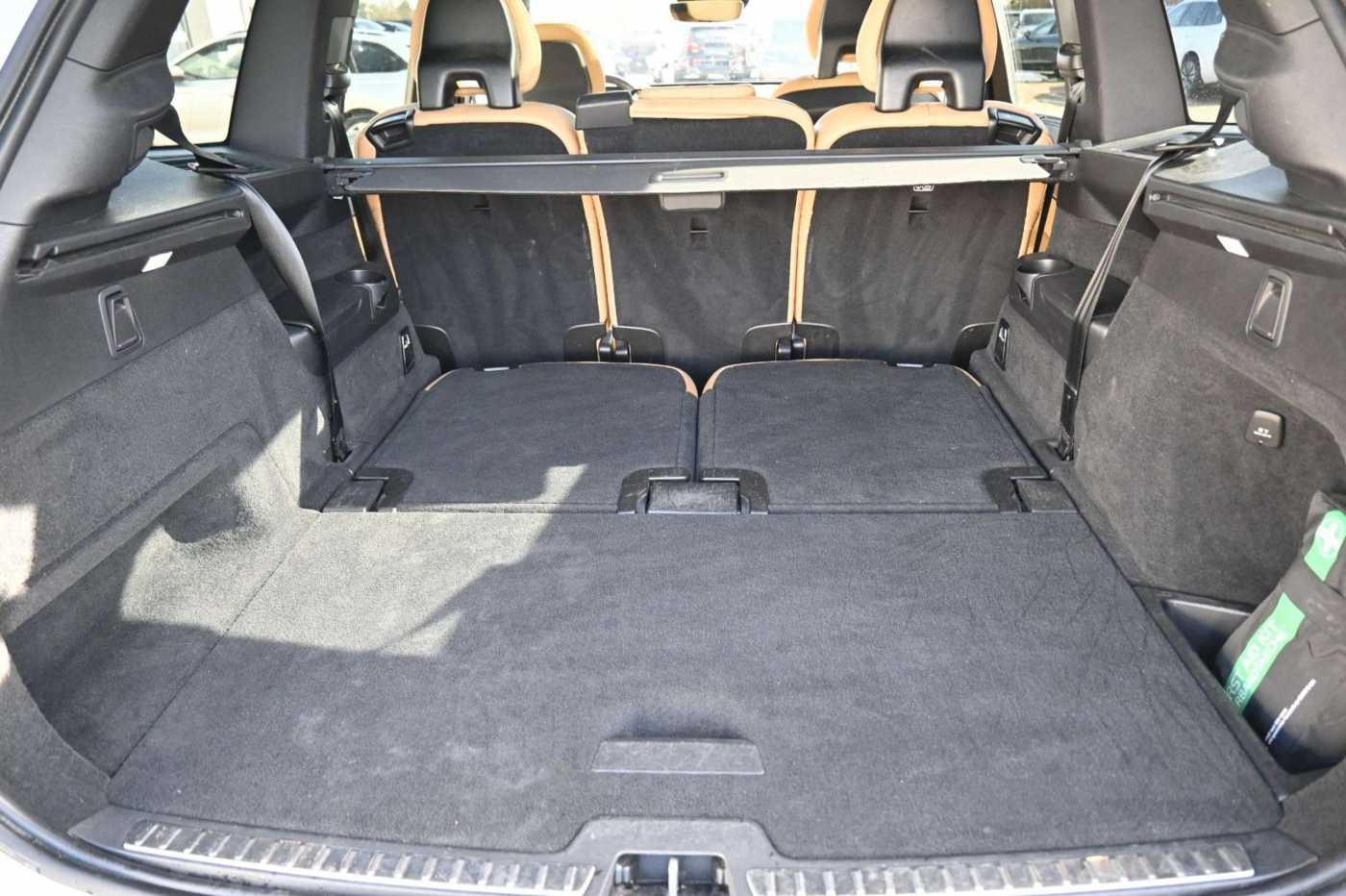 Volvo  Inscription AWD*PANO*STHZ*7Si*MIETKAUF